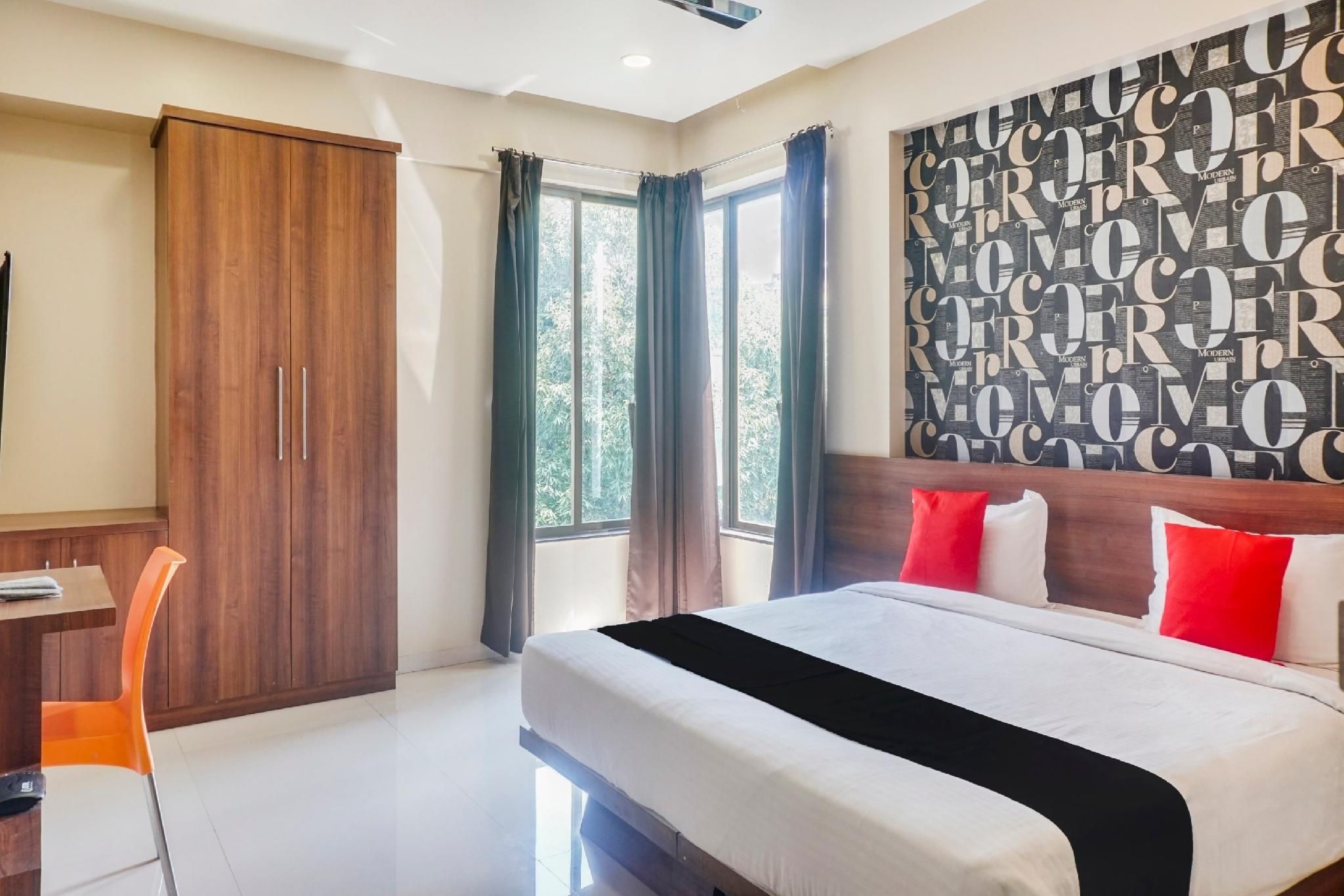 Treebo Kuber Palace with Swimming Pool Classic Double or Twin 2
