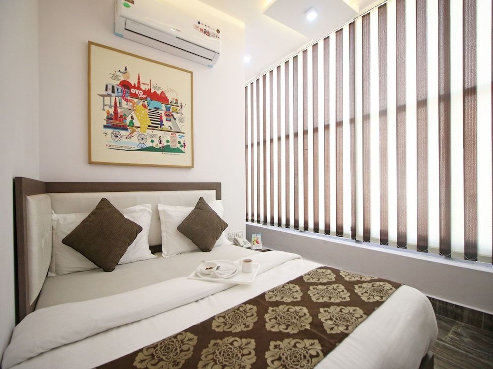 OYO 393 Hotel RK Grand Inn