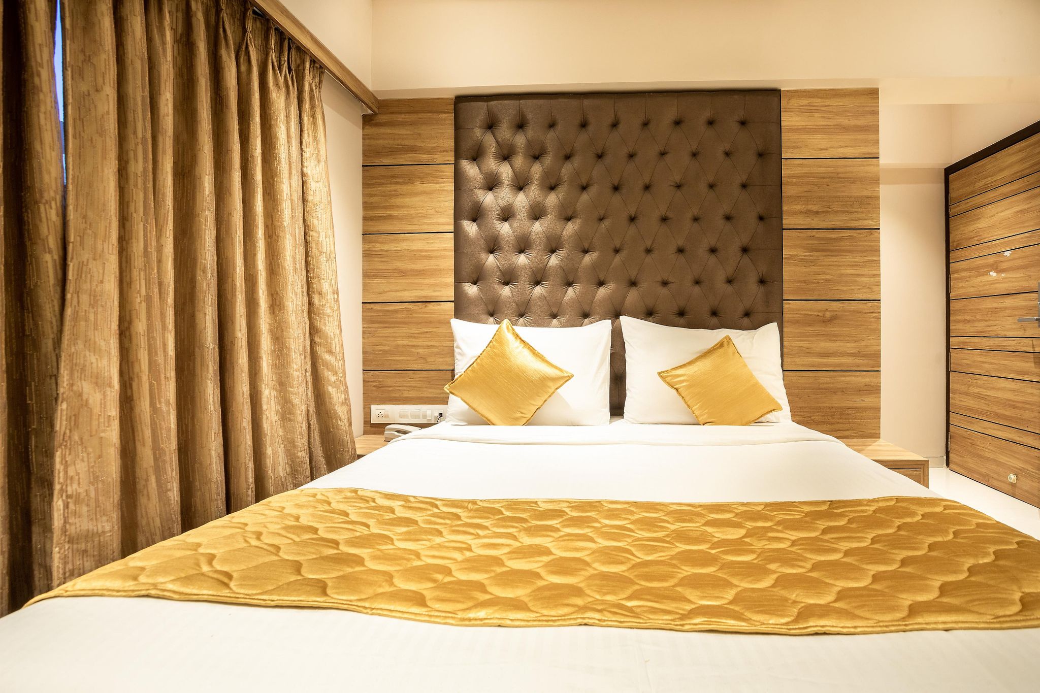 Premium Room- King Bed