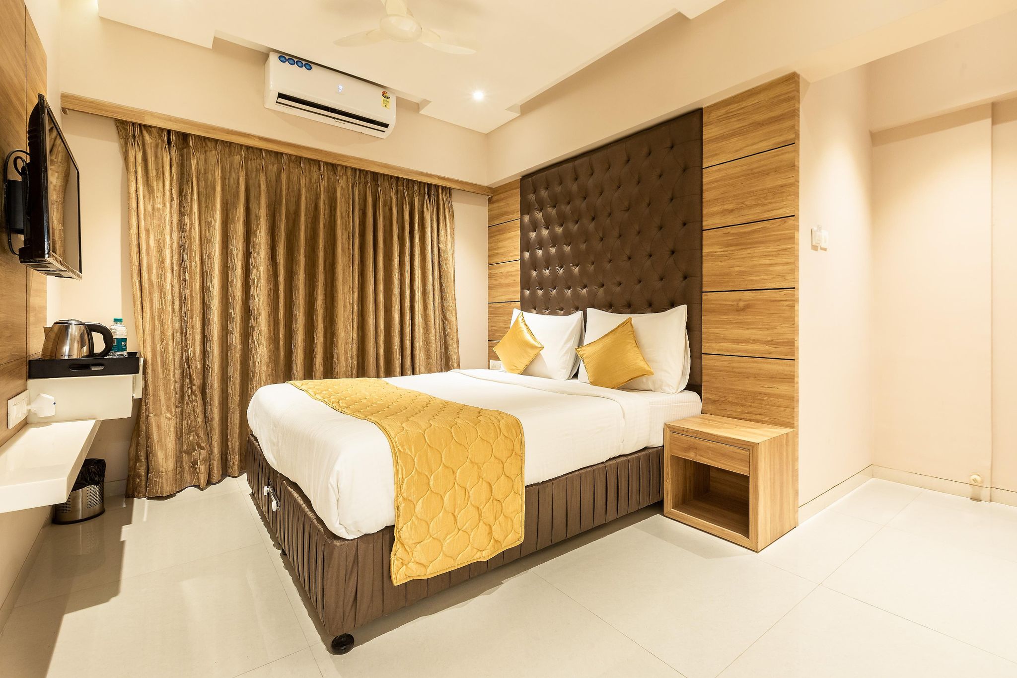 Premium Room- King Bed