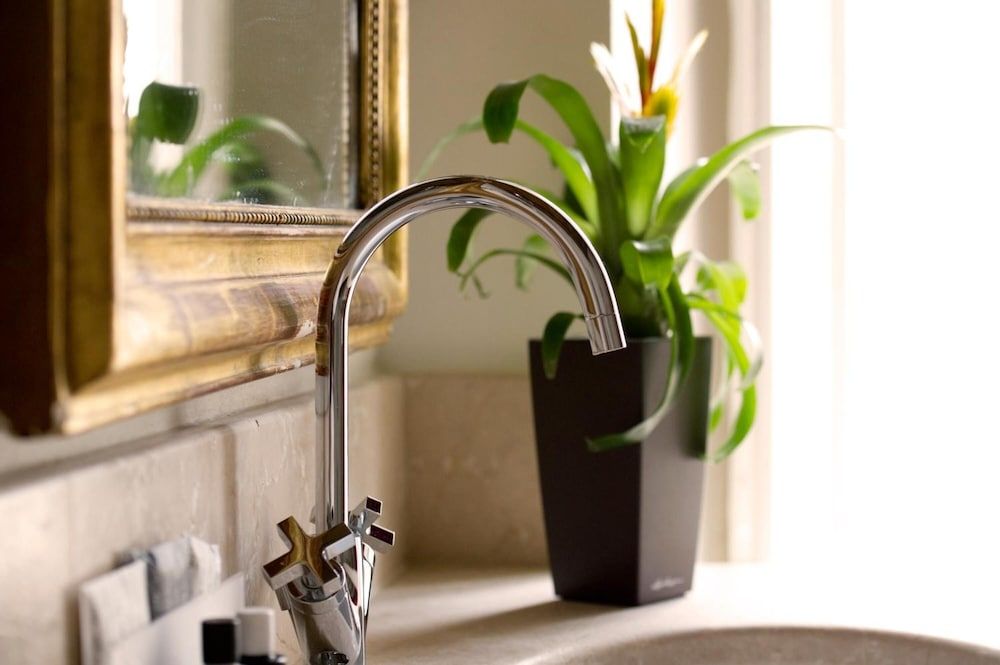 Residenza Frattina Double Room 8