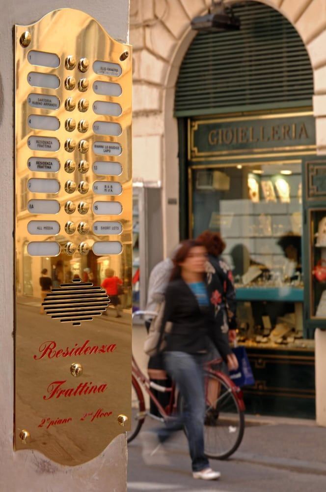 undefined Residenza Frattina 4