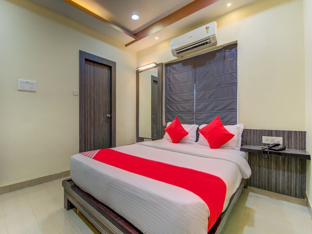 OYO 1809 Salt Lake Double or Twin Room 5