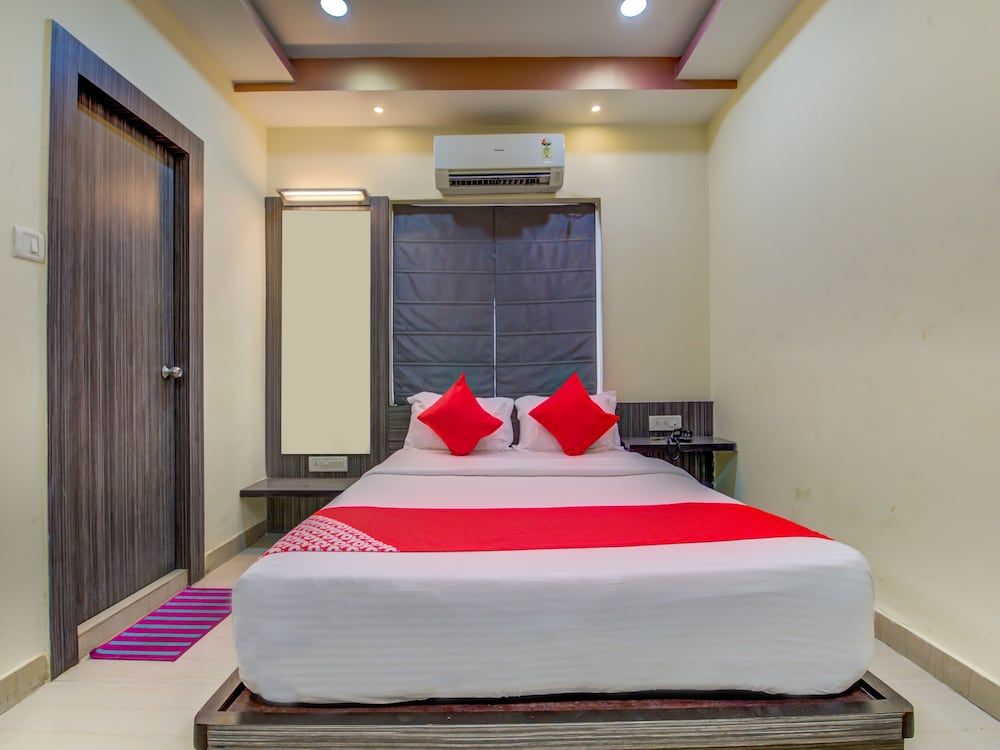 OYO 1809 Salt Lake Double or Twin Room 7