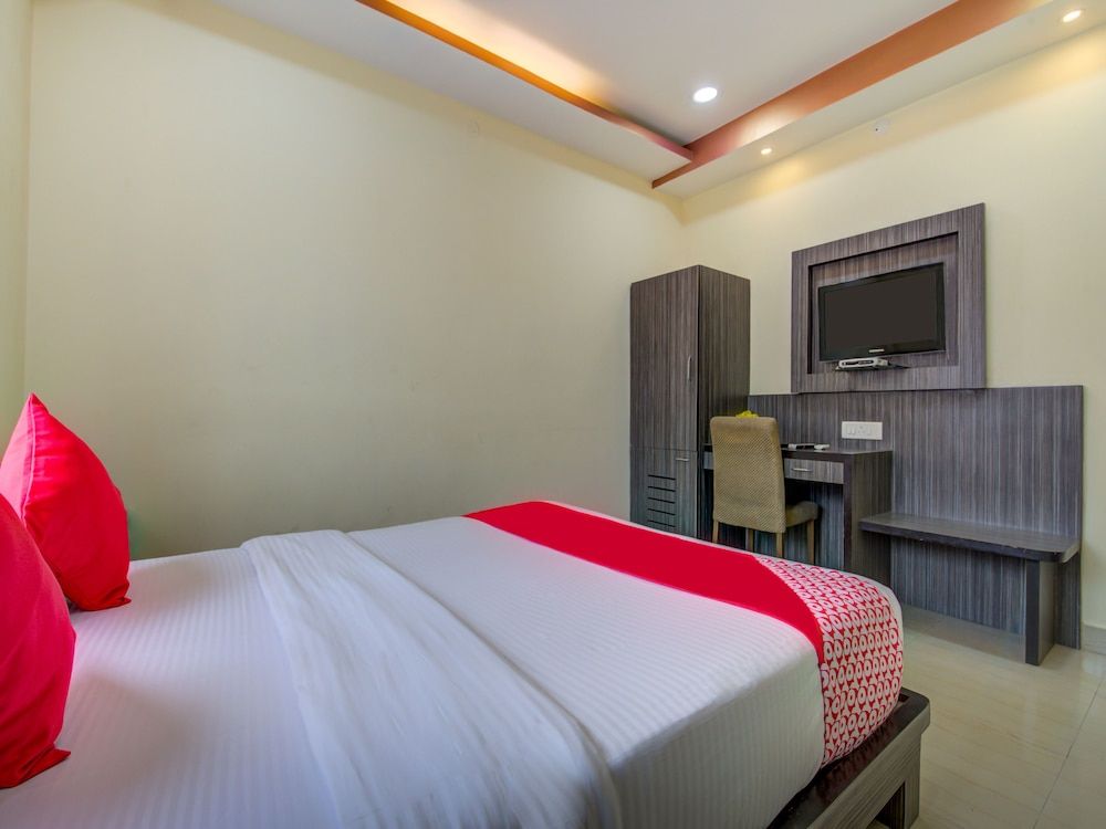 OYO 1809 Salt Lake Double or Twin Room 12