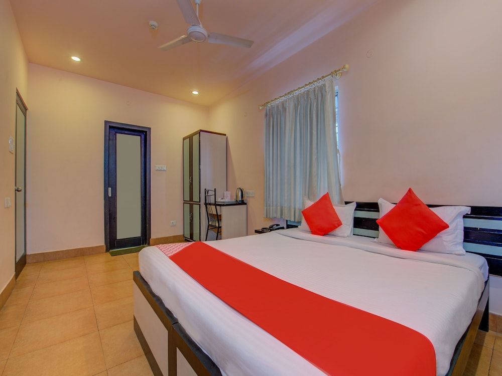 OYO 1809 Salt Lake Double or Twin Room 11