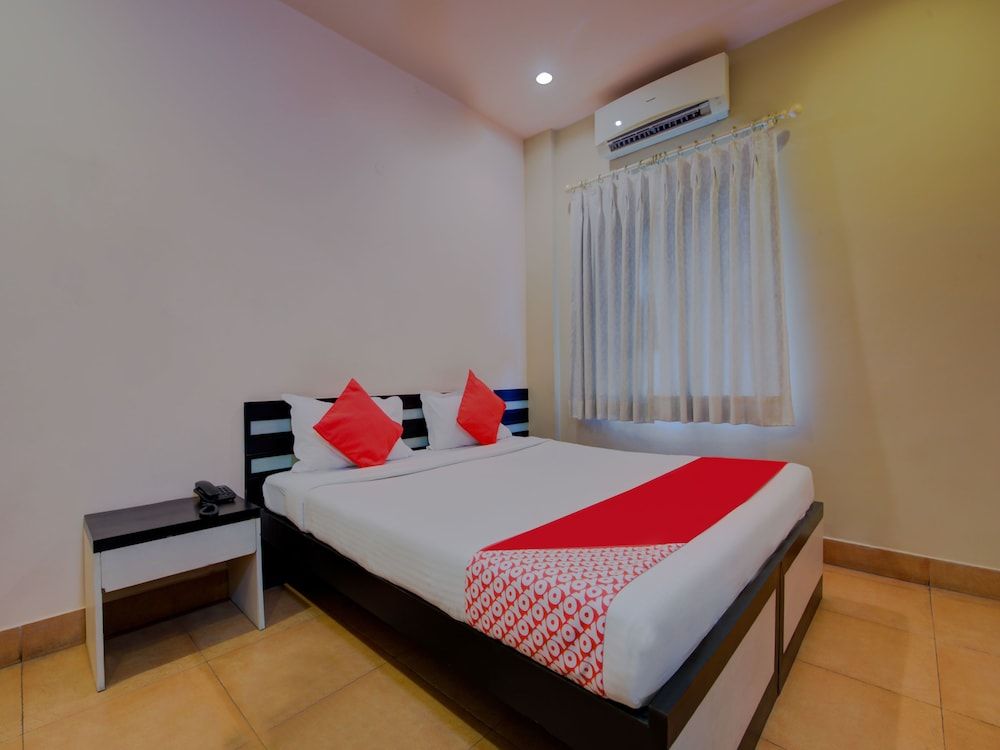 OYO 1809 Salt Lake Double or Twin Room 13