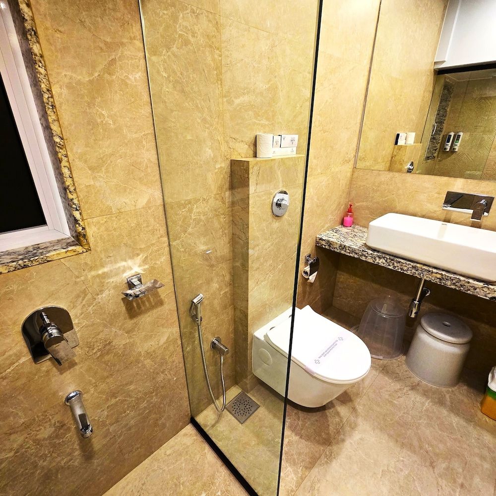 FabHotel Prime Auris