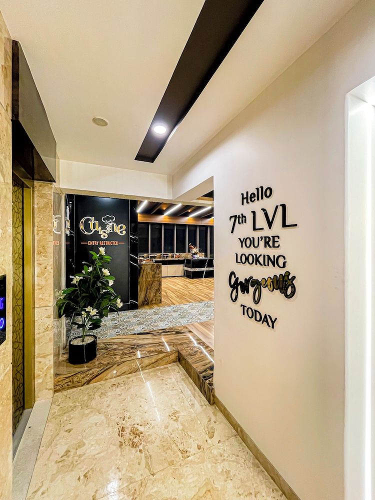 FabHotel Prime Auris