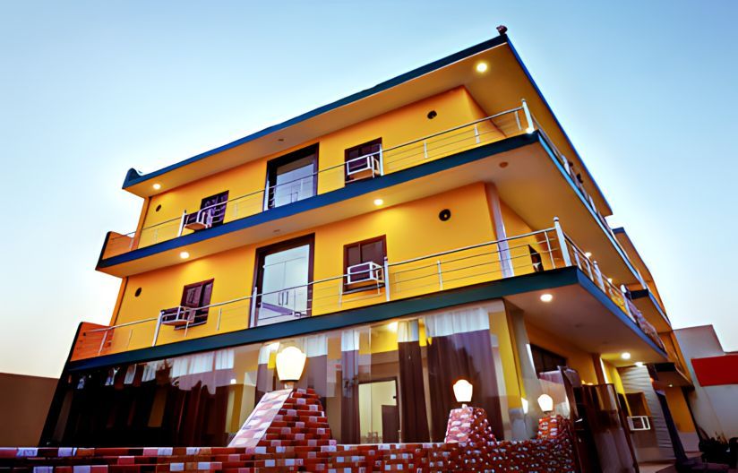 Hotel Pragati Palace