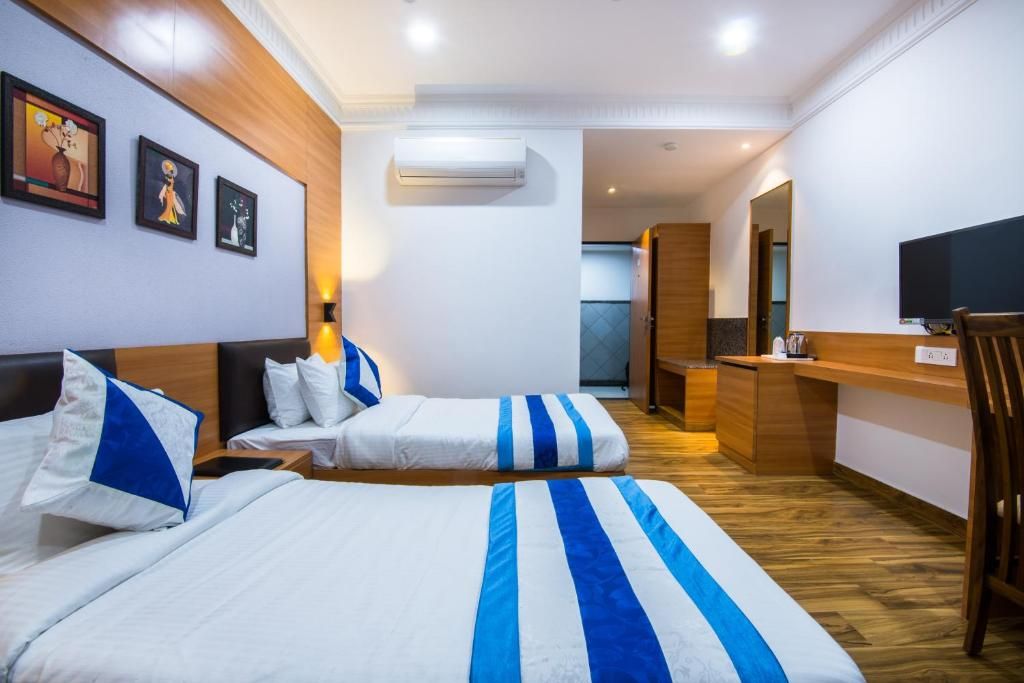 Hotel Sheetal Deluxe Double / Twin Room 3