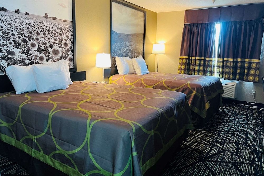 Room, 2 Queen Beds, Non Smoking