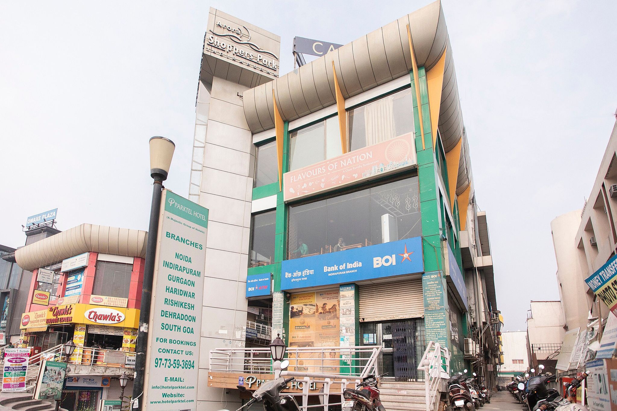Hotel O Arora shoppers park