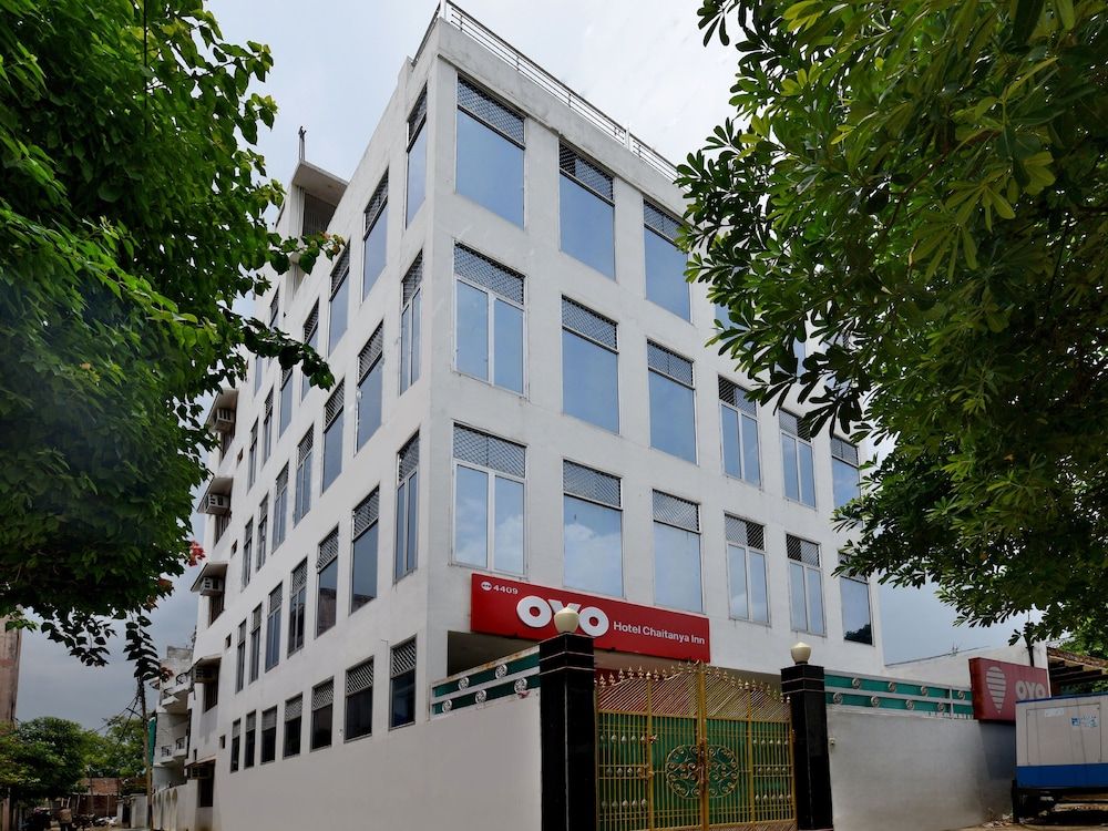 undefined OYO 4409 Hotel Chaitanya Inn 2