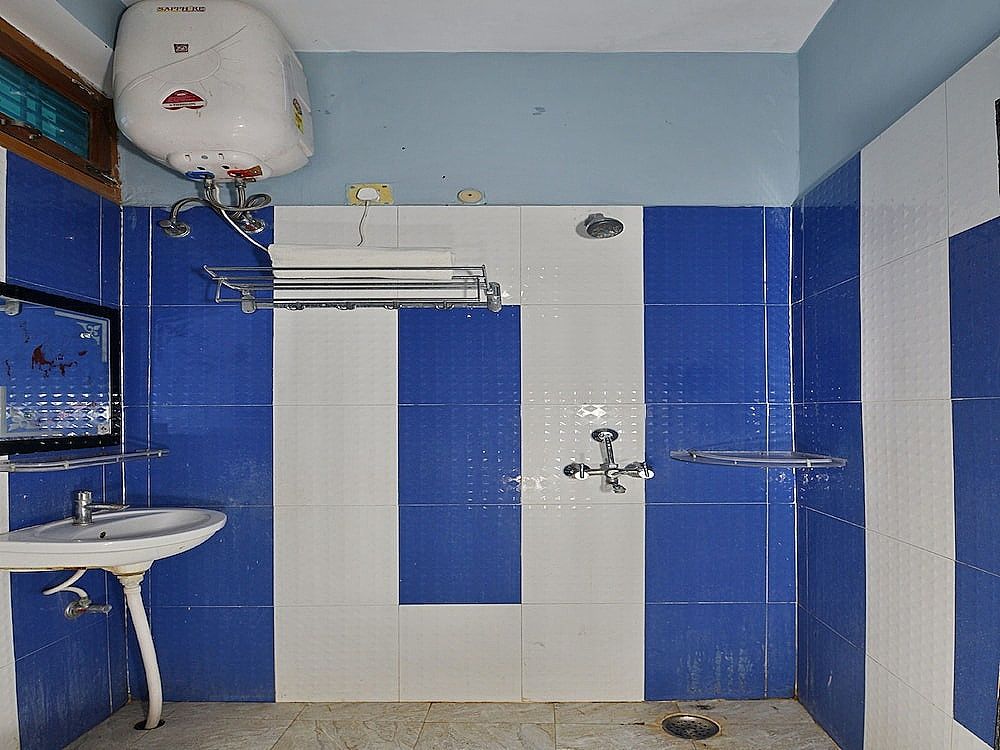 OYO 4409 Hotel Chaitanya Inn Double or Twin Room 5