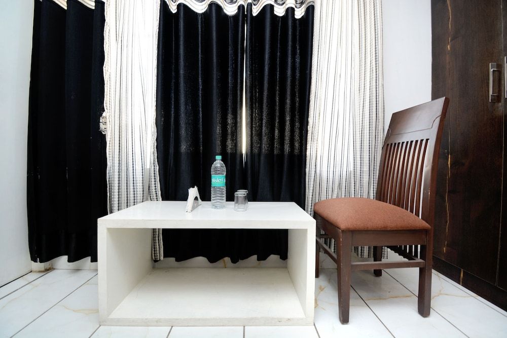 OYO 30999 Hotel Vaishno Double or Twin Room 20