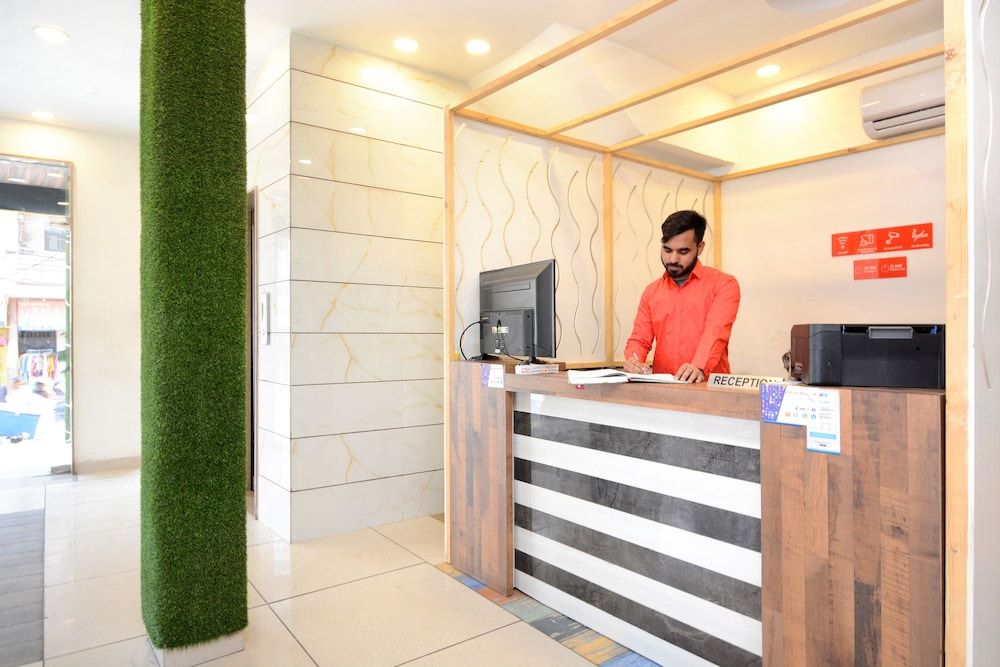 undefined OYO 30999 Hotel Vaishno 8