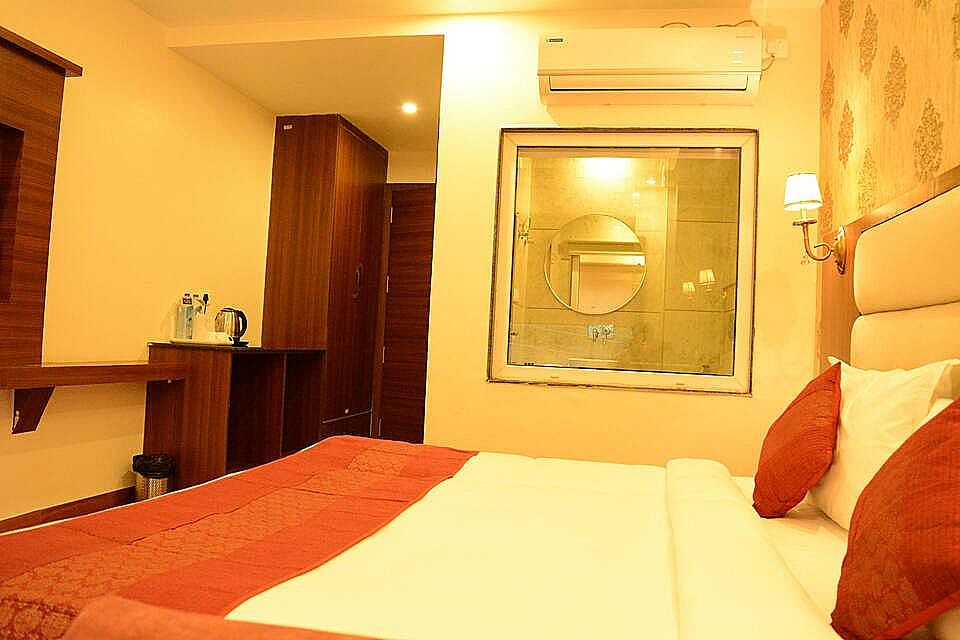 undefined Cygnett Style Signature 5