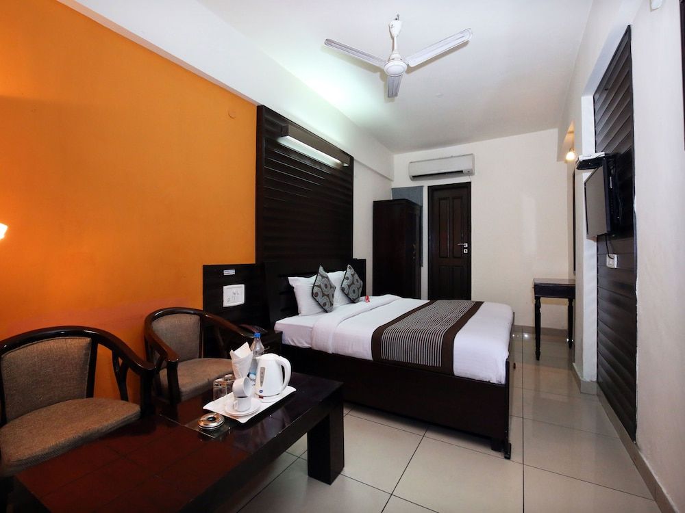 OYO 1732 Hotel The days Inn Double or Twin Room 5