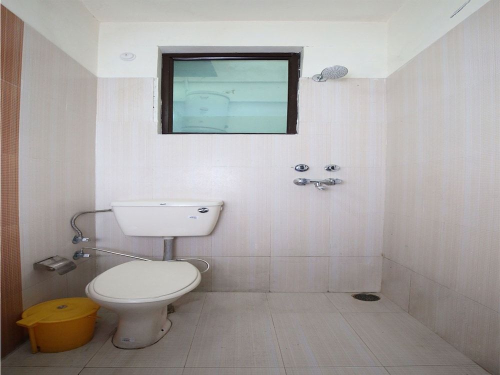 OYO 1732 Hotel The days Inn Double or Twin Room 16