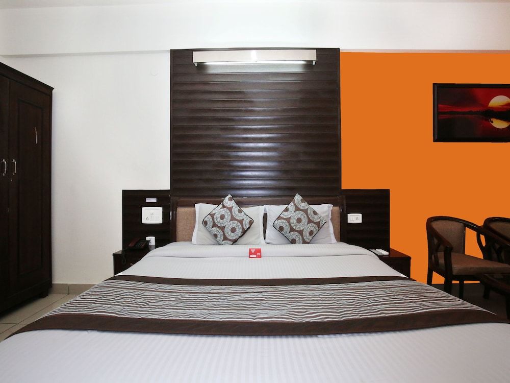 OYO 1732 Hotel The days Inn Double or Twin Room 3