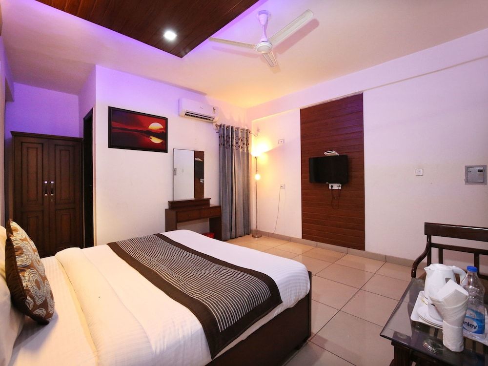 OYO 1732 Hotel The days Inn Double or Twin Room 8