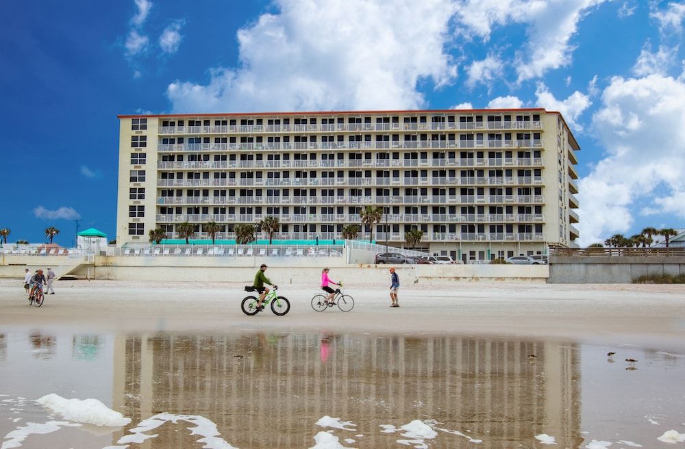 Harbour Beach Oceanfront Resort
