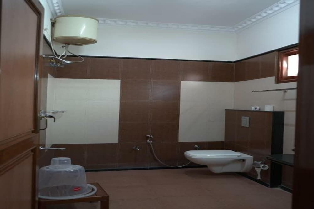 Holiday Valley Nature Resorts Royal Suite 2