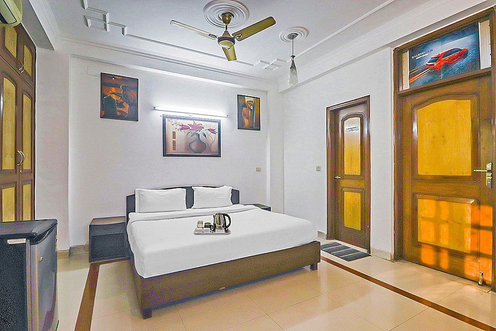 OYO 474 Hotel VM Residency Standard Double Room 12
