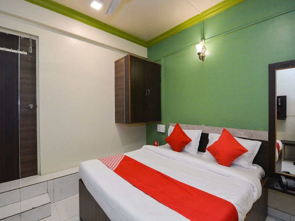 OYO 19777 Nikhil Garden Double or Twin Room 4