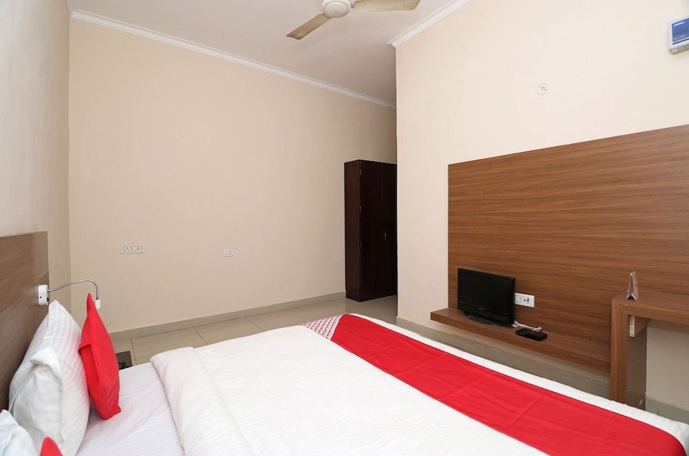 undefined OYO 19979 Hotel Rajshri 5