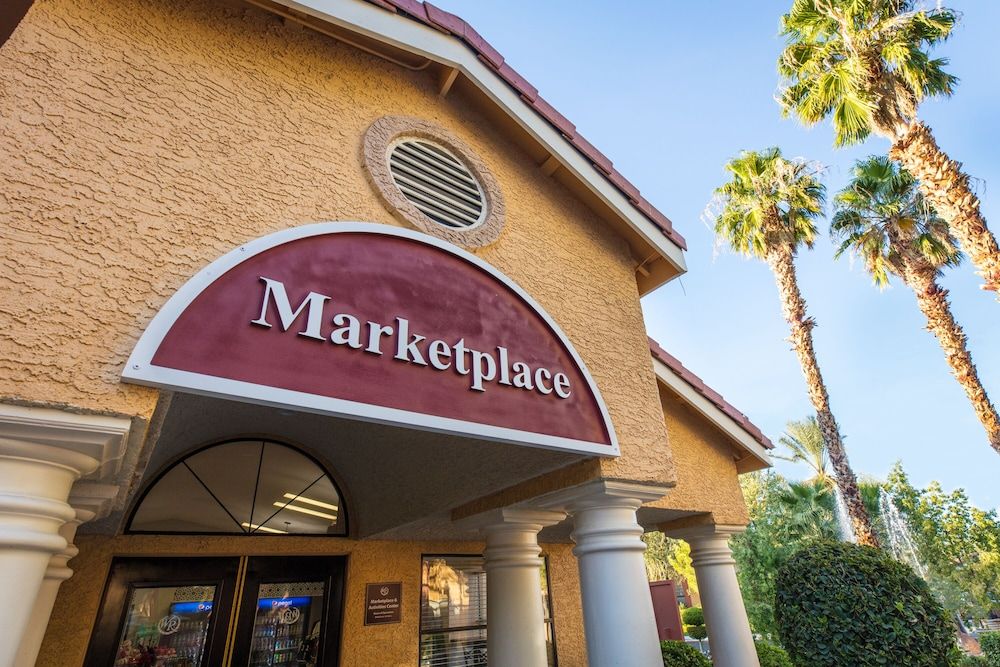 undefined Westgate Flamingo Bay Resort 5