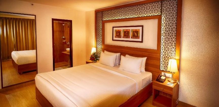 Hotel Incredible One Executive Room 26