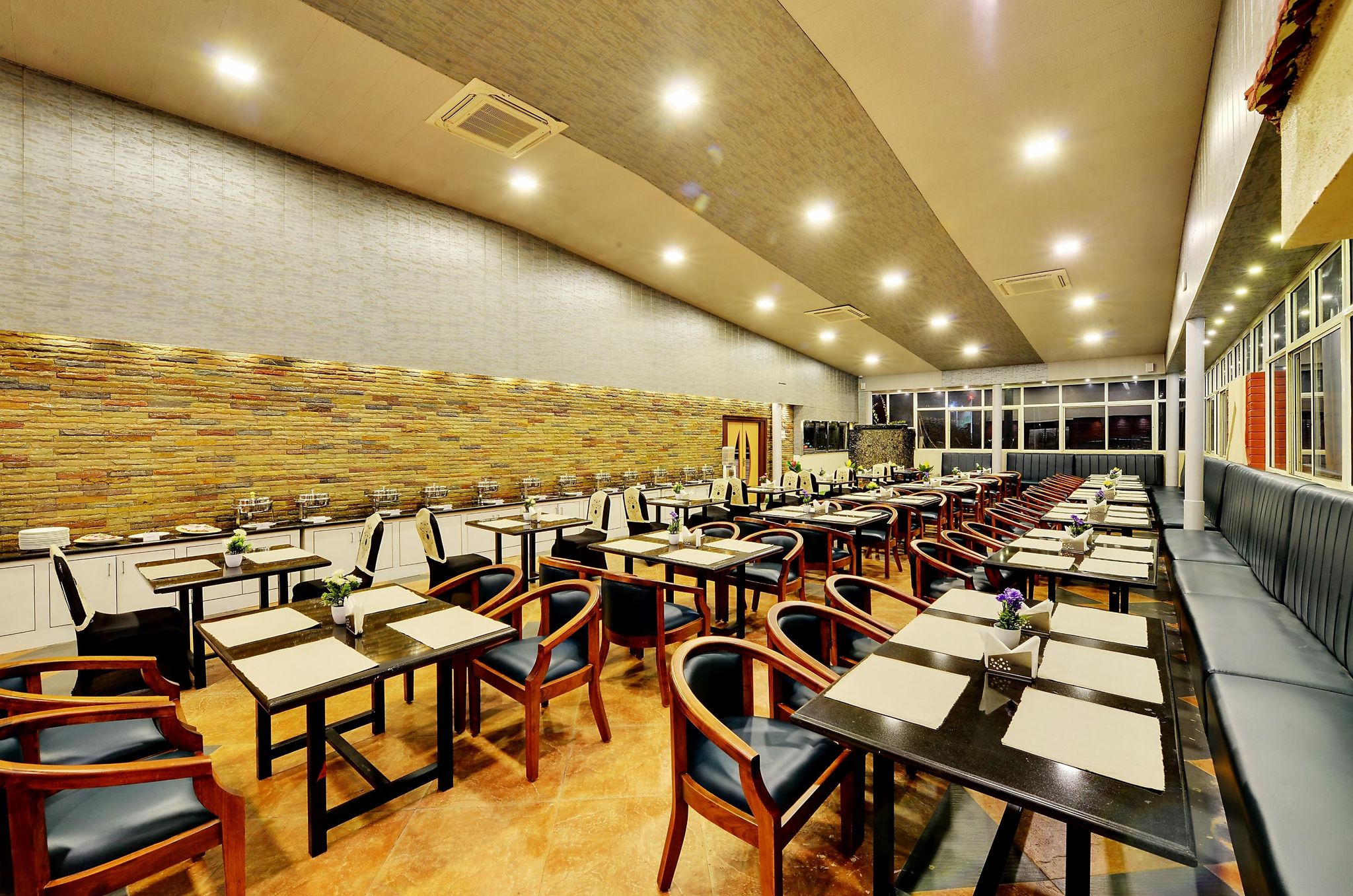 undefined Manpho Bell hotel and Convention 5
