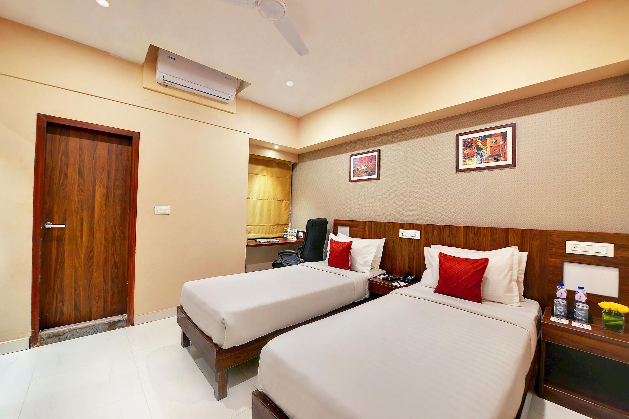 Manpho Bell hotel and Convention Deluxe Room 11