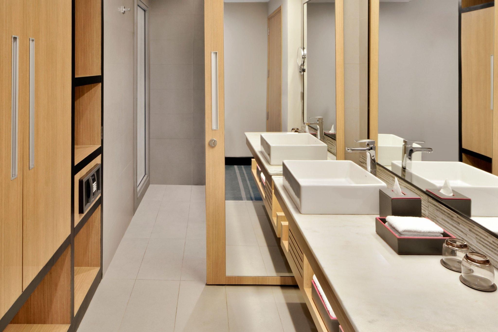 undefined Aloft New Delhi Aerocity 8