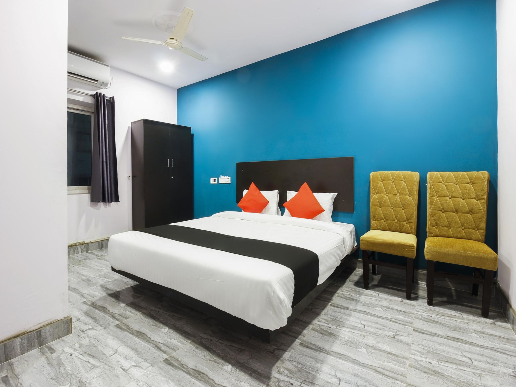 Capital O Che Sigma Hotel Classic Room