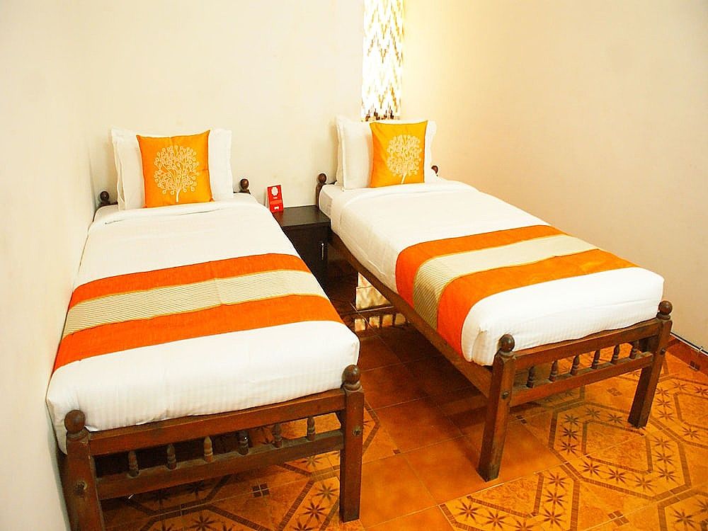 undefined OYO 9902 Nedumparambil Residency 6
