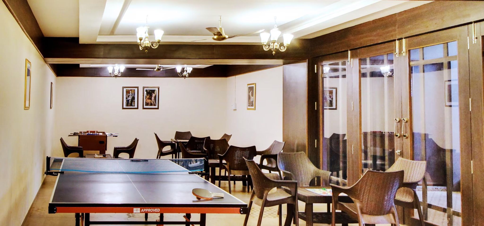Food & Dining