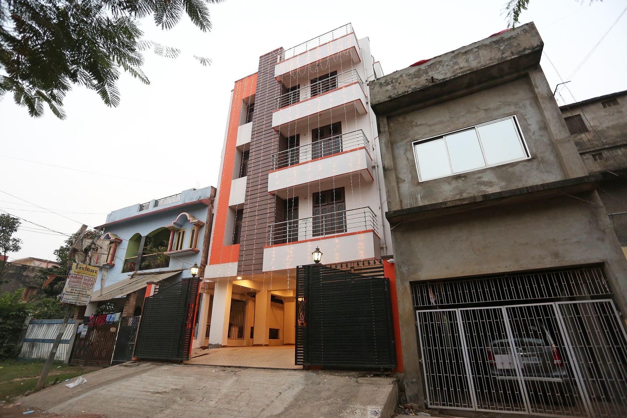 Hotel O Near Anisabad Golambar