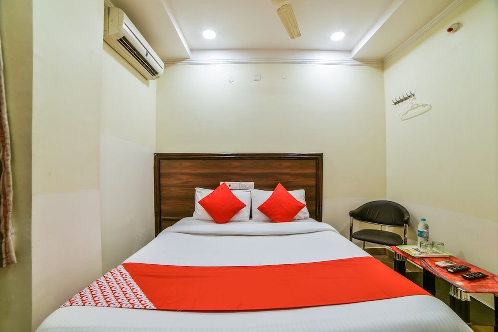 undefined OYO 24288 Surya Teja Residency 5