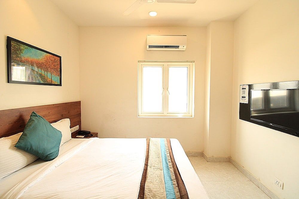 Hotel Arunaa Inn Deluxe 4