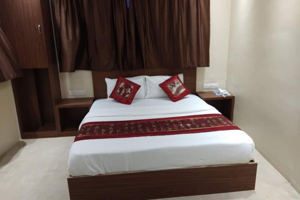 Hotel Rishi International