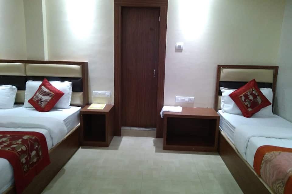 Hotel Rishi International