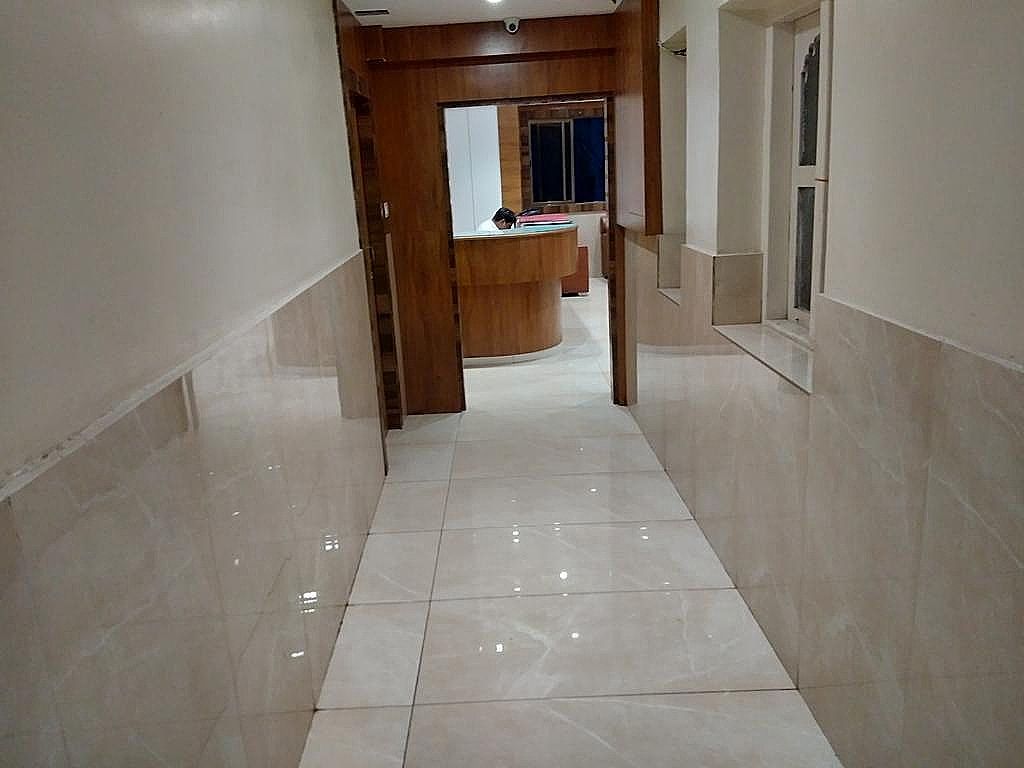 undefined Hotel Rishi International 8