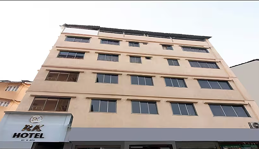 undefined Hotel Rishi International 6