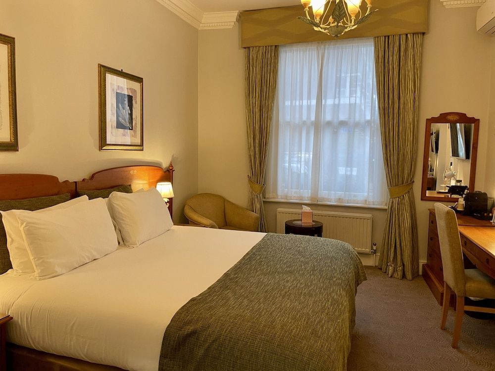 undefined The Windermere Hotel, London