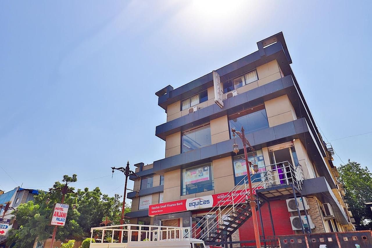 undefined OYO Flagship 2591 Hotel Anjani Palace 3