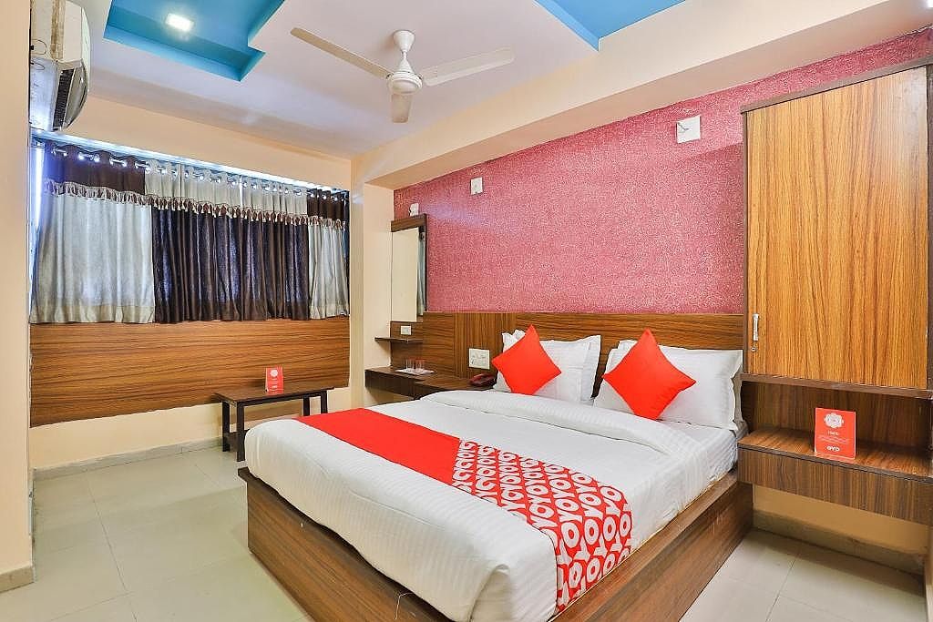 OYO Flagship 2591 Hotel Anjani Palace Standard Double Room 3