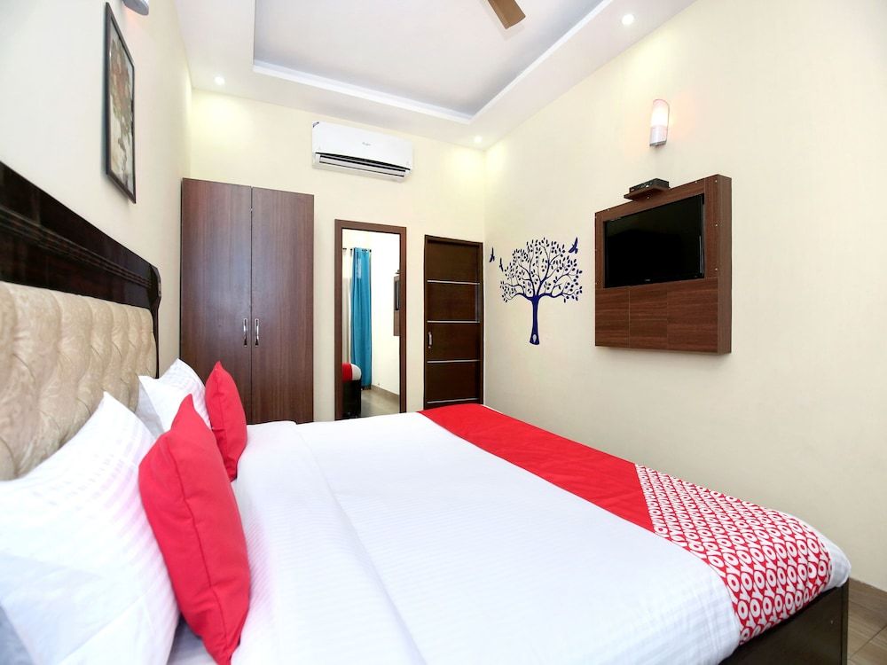 undefined OYO 4548 Hotel Tom Stay 9